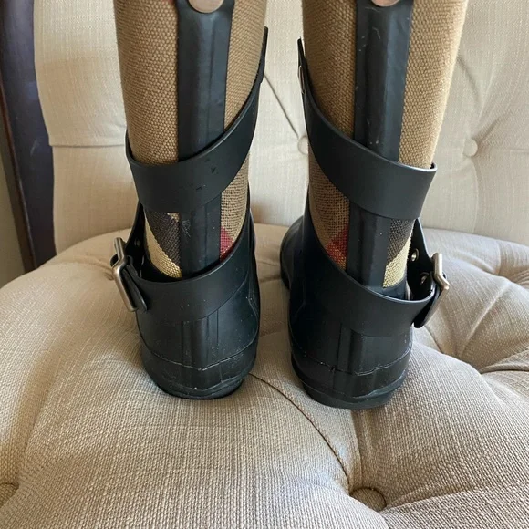 Burberry Exploded Check Pattern Rubber Rain Boots, Sz 38 - Picture 8 of 13